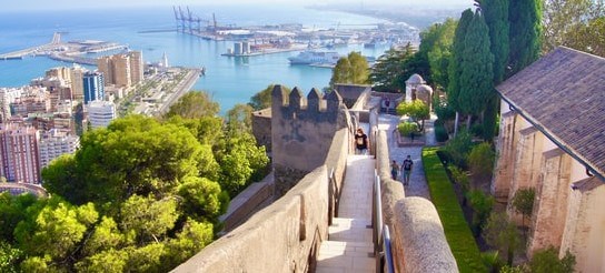 Ilustración de Tres monumentos emblemáticos de Málaga