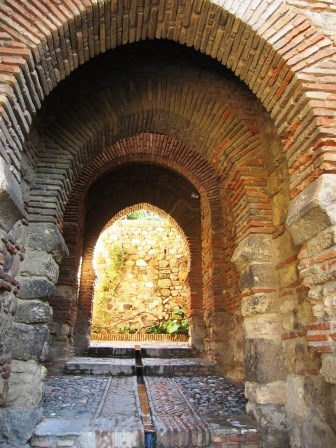 Ilustración de Tres monumentos emblemáticos de Málaga