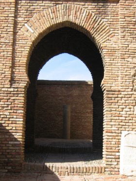 Ilustración de Tres monumentos emblemáticos de Málaga