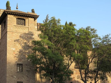 Ilustración de Tres monumentos emblemáticos de Málaga