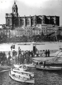 Ilustración de Tres monumentos emblemáticos de Málaga