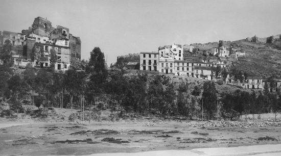 Ilustración de Tres monumentos emblemáticos de Málaga