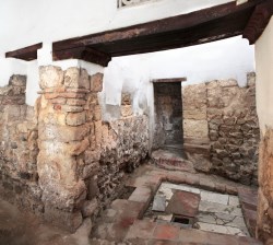 Ilustración de Tres monumentos emblemáticos de Málaga