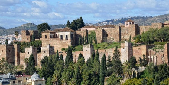 Ilustración de Tres monumentos emblemáticos de Málaga