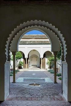 Ilustración de Tres monumentos emblemáticos de Málaga