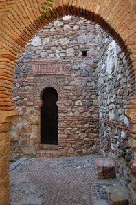 Ilustración de Tres monumentos emblemáticos de Málaga