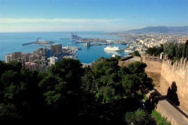 Ilustración de Tres monumentos emblemáticos de Málaga