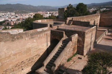 Ilustración de Tres monumentos emblemáticos de Málaga