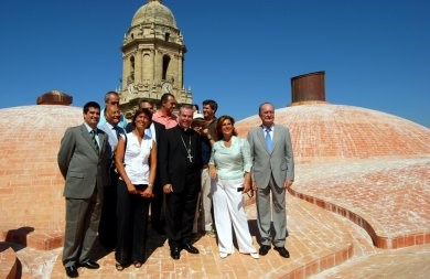 Ilustración de Tres monumentos emblemáticos de Málaga