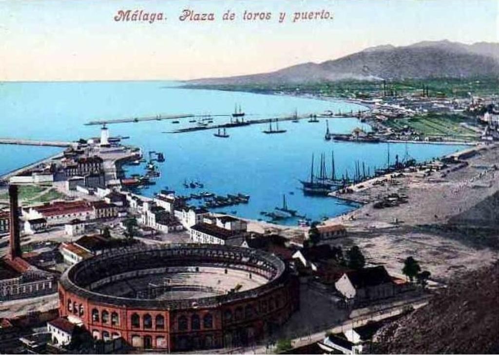 Ilustración de Tres monumentos emblemáticos de Málaga