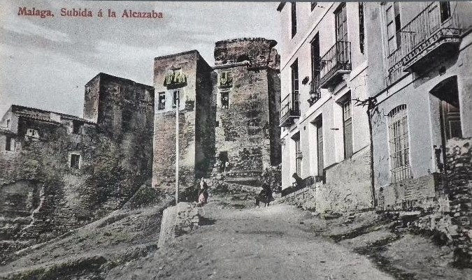 Ilustración de Tres monumentos emblemáticos de Málaga