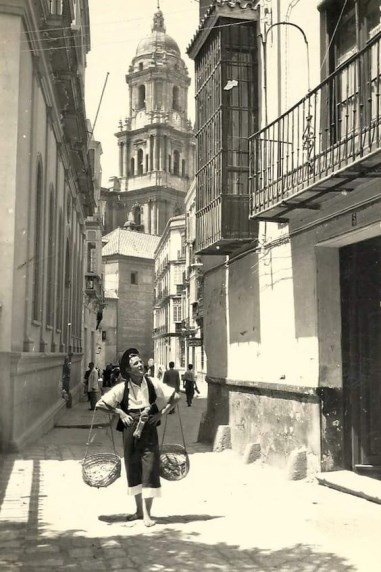 Ilustración de Tres monumentos emblemáticos de Málaga