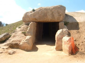 Ilustración de Antequera 1 · Historia y el Torcal