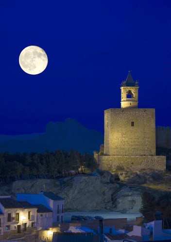 Ilustración de Antequera 1 · Historia y el Torcal