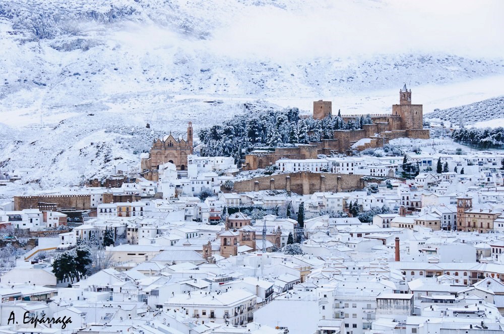 Ilustración de Antequera 1 · Historia y el Torcal