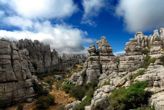 Ilustración de Antequera 1 · Historia y el Torcal