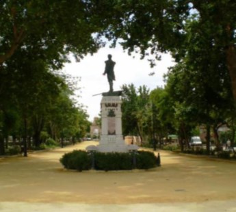 Escultura, colocada aquí en tiempos de Alfonso XIII