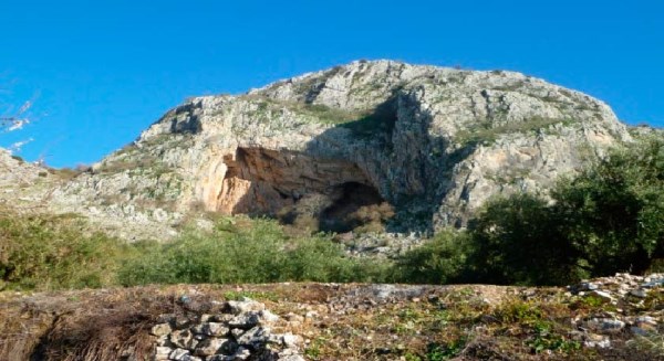 Cuevas de las Grajas