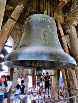 Pasó a la torre en 1425, al constuirse ésta