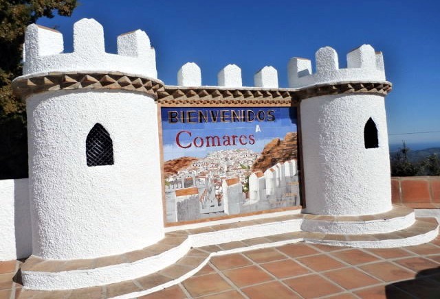 Ilustración de Comares