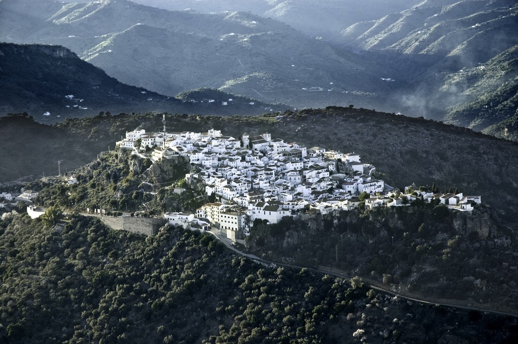 Ilustración de Comares