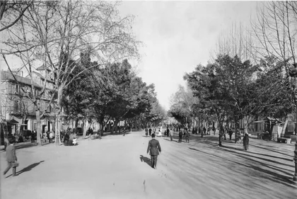 Paseo Central de la Alameda