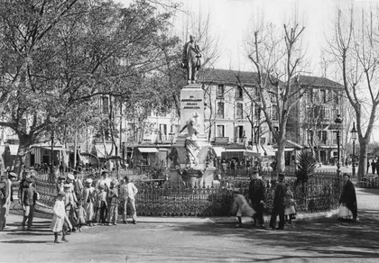 Paseo Central de la Alameda Monumento Marques de Larios