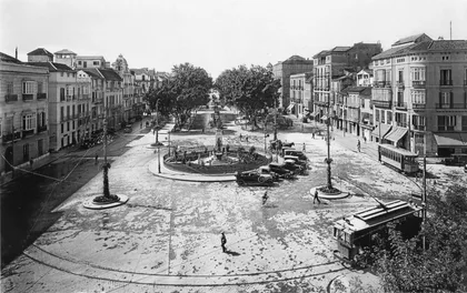 Glorieta del Marques de Larios y Alameda