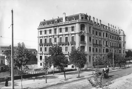 Edificio de las Oficinas Centrales de los Ferrocariiles Andaluces