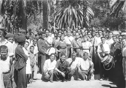 Concentración de Milicianos en el Parque