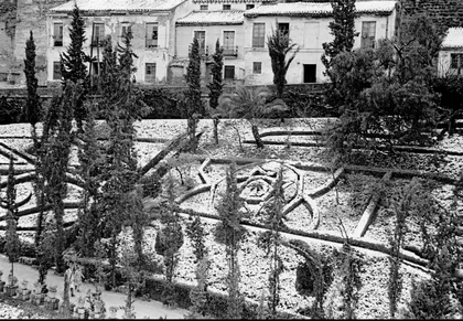 Malaganevada Jardinesdepuertaoscura