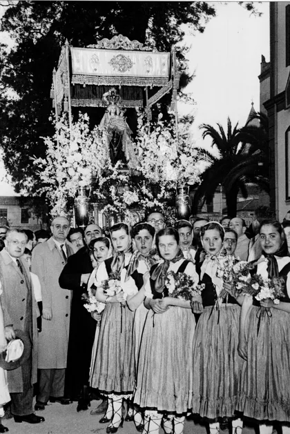 Procesion de la Virgen de las Flores
