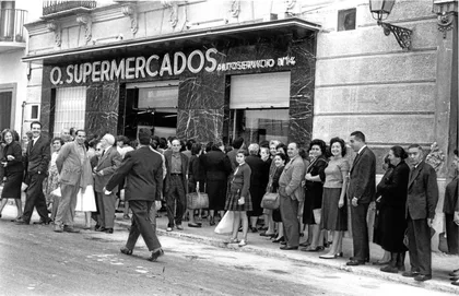 Callealcazabilla Aperturaprimersupermercado
