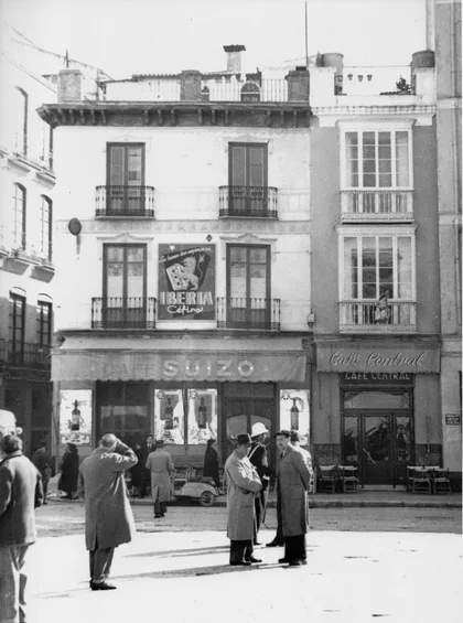 Cafés Central y Suizo