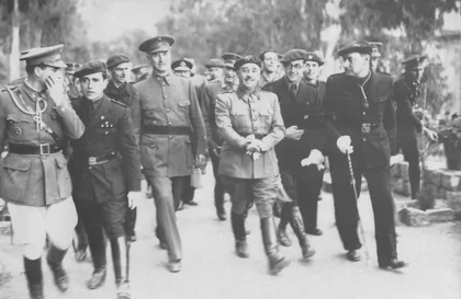Franco en Puerta Oscura