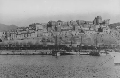 Puerto y Alcazaba