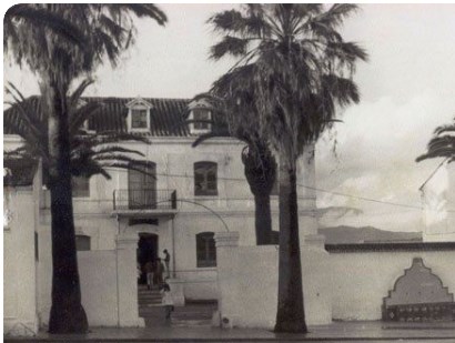 Villa de San Luis y fuente publica, en 1968