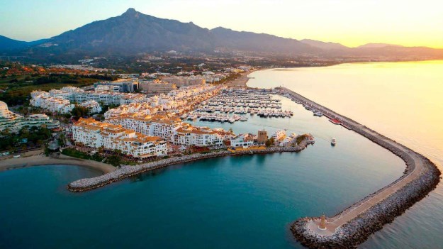 Ilustración de Marbella