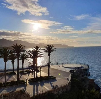 Ilustración de Nerja