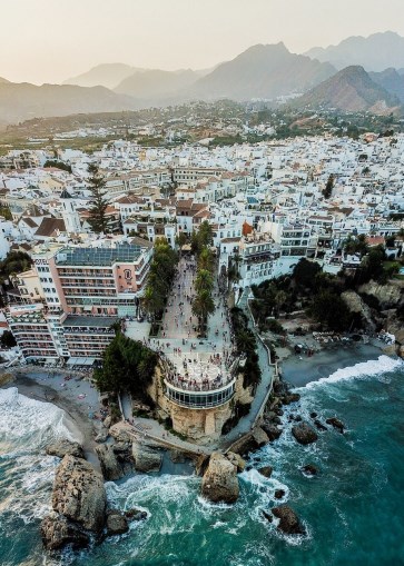 Ilustración de Nerja