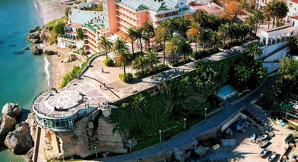 Ilustración de Nerja