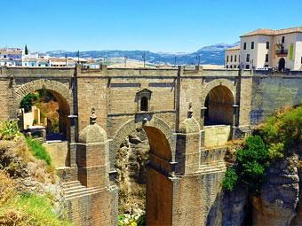 Ilustración de Ronda