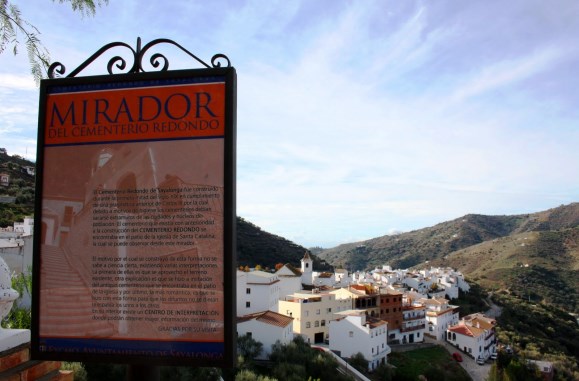 Desde el “Mirador del Cementerio”, se ve muy bien el mismo