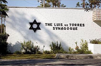 Hoy día, en las Bahamas, hay dos sinagogas “Luis de Torres”